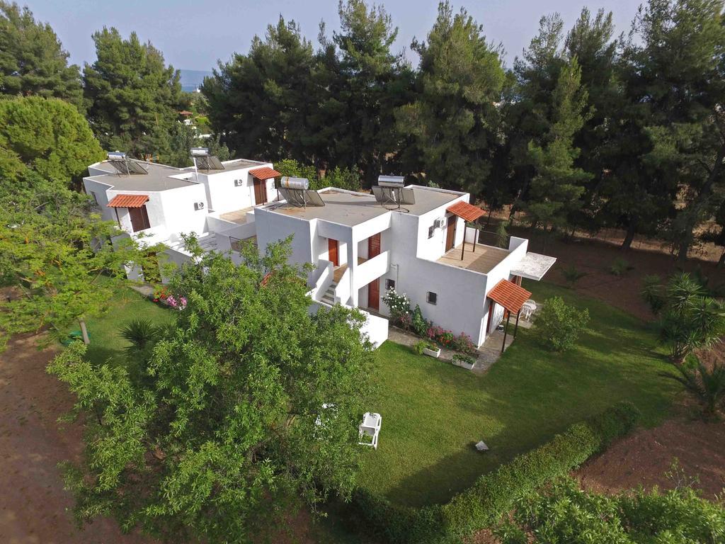 Eretria Park Studios Exterior foto